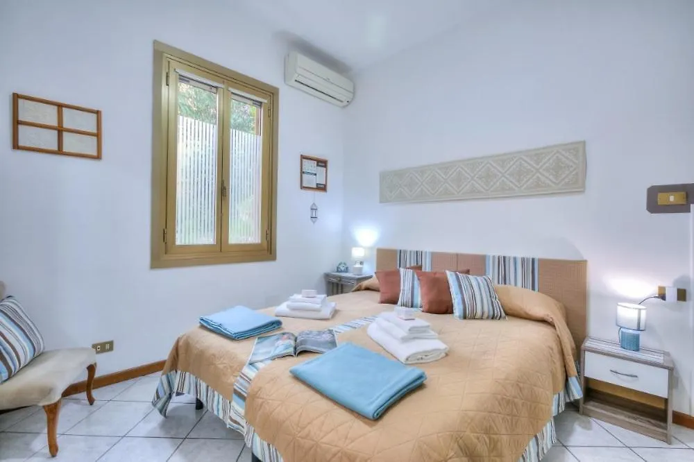 Margherita Home Sanremo 0*,  Italia